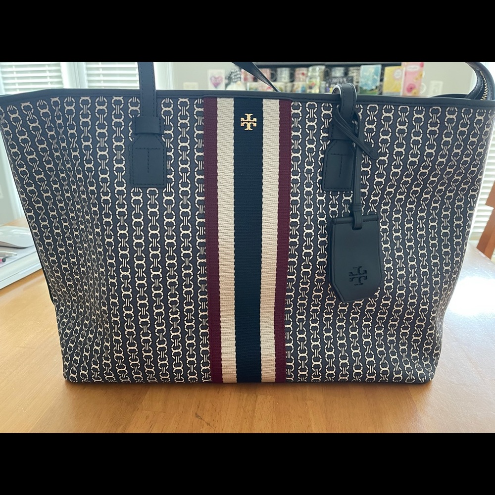 Tory Burch Gemini link tote